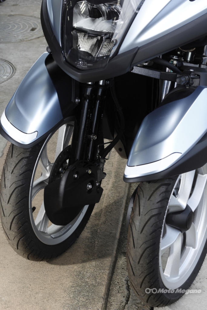 YAMAHA Tricity125