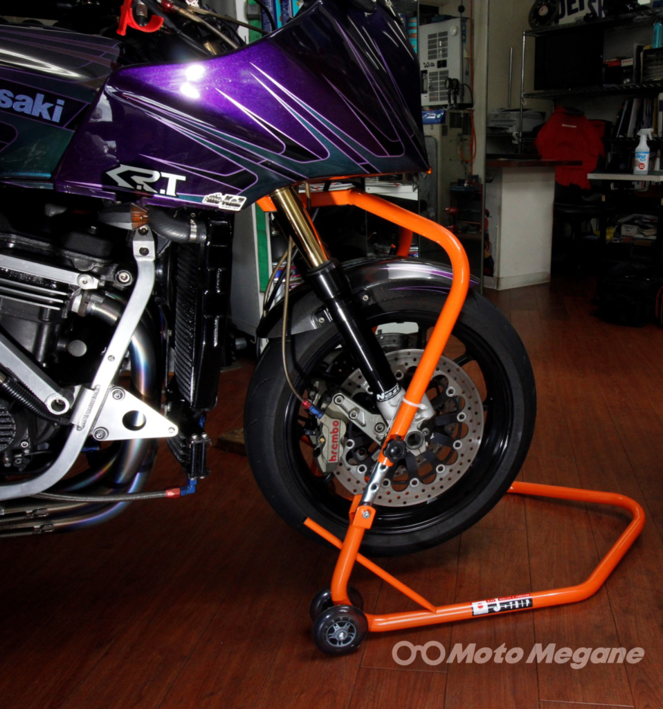 J-Tripメンテナンススタンドの比較画像