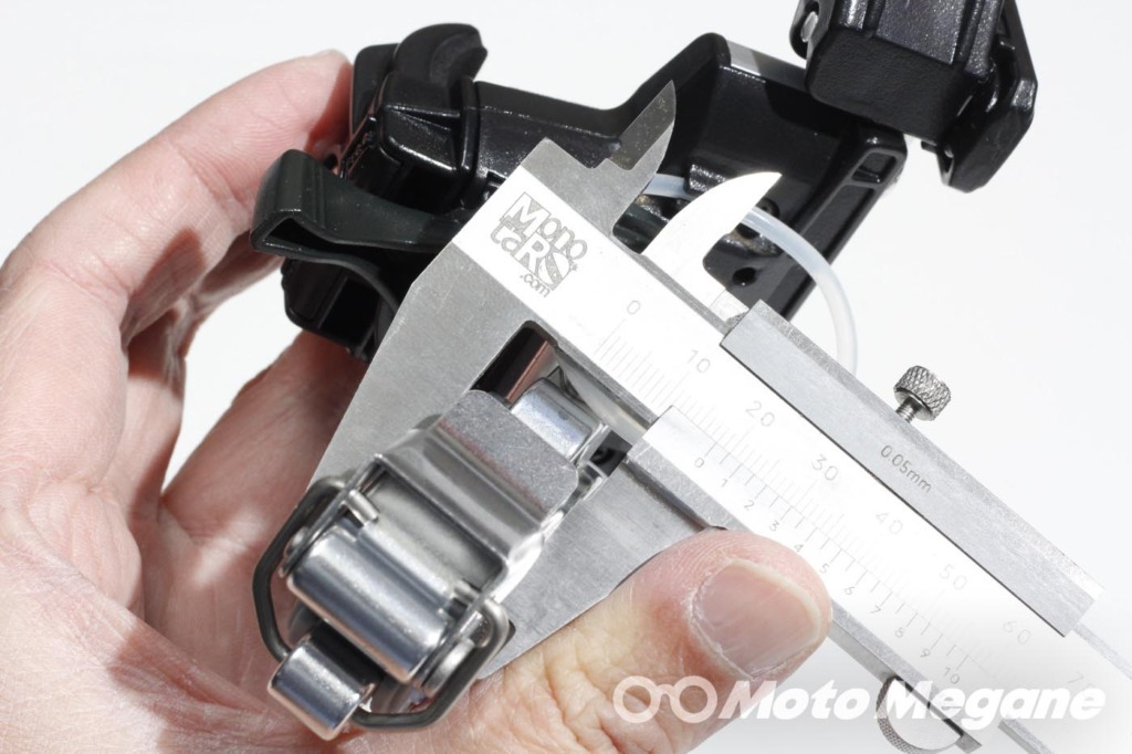 DAYTONAバイク用スマートフォンホルダー3クイックタイプの写真