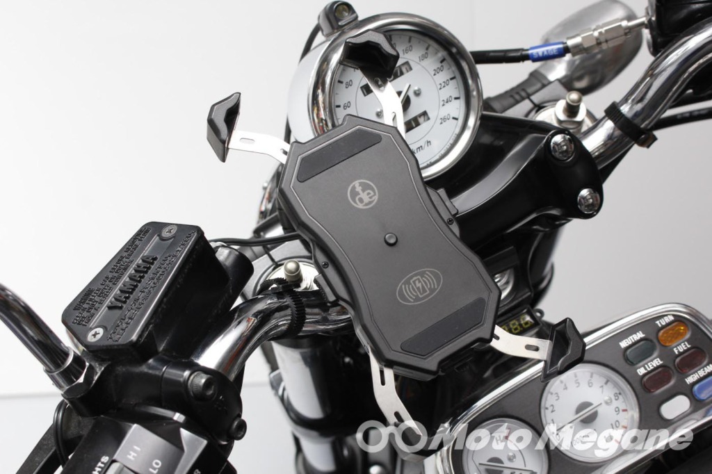DEF ワイヤレスチャージ&ワンプッシュホルダーBIG DEF-MS3の写真