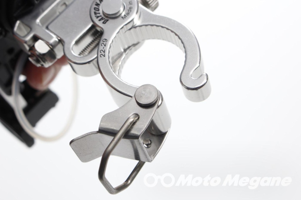 DAYTONA バイク用スマートフォンホルダー3クイックタイプの写真