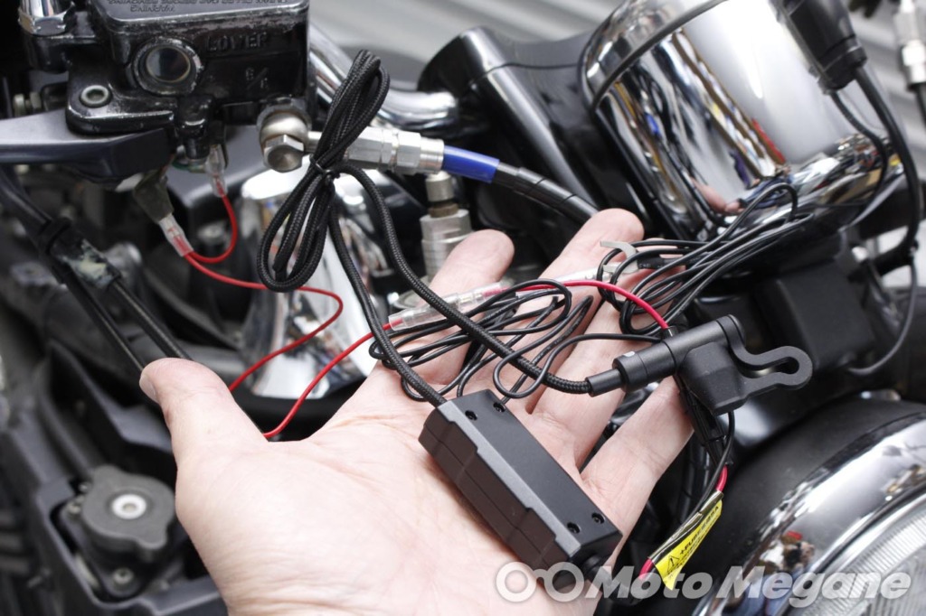 DAYTONA バイク専用電源 Lightning