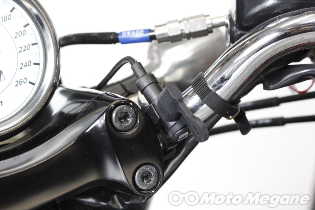 DAYTONA バイク専用電源 Lightning