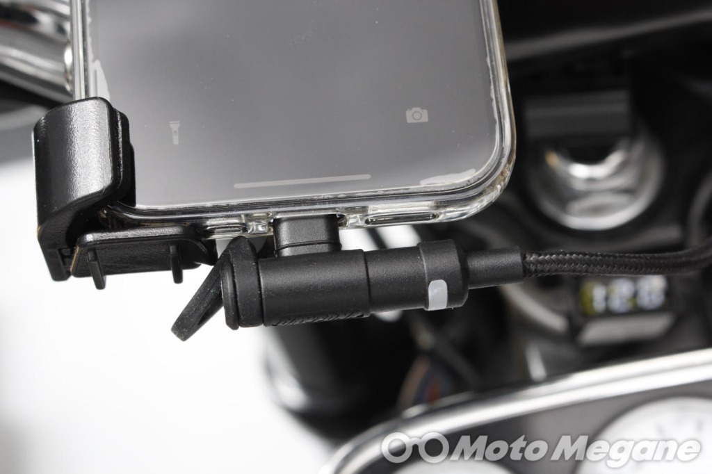 DAYTONA バイク専用電源 Lightning