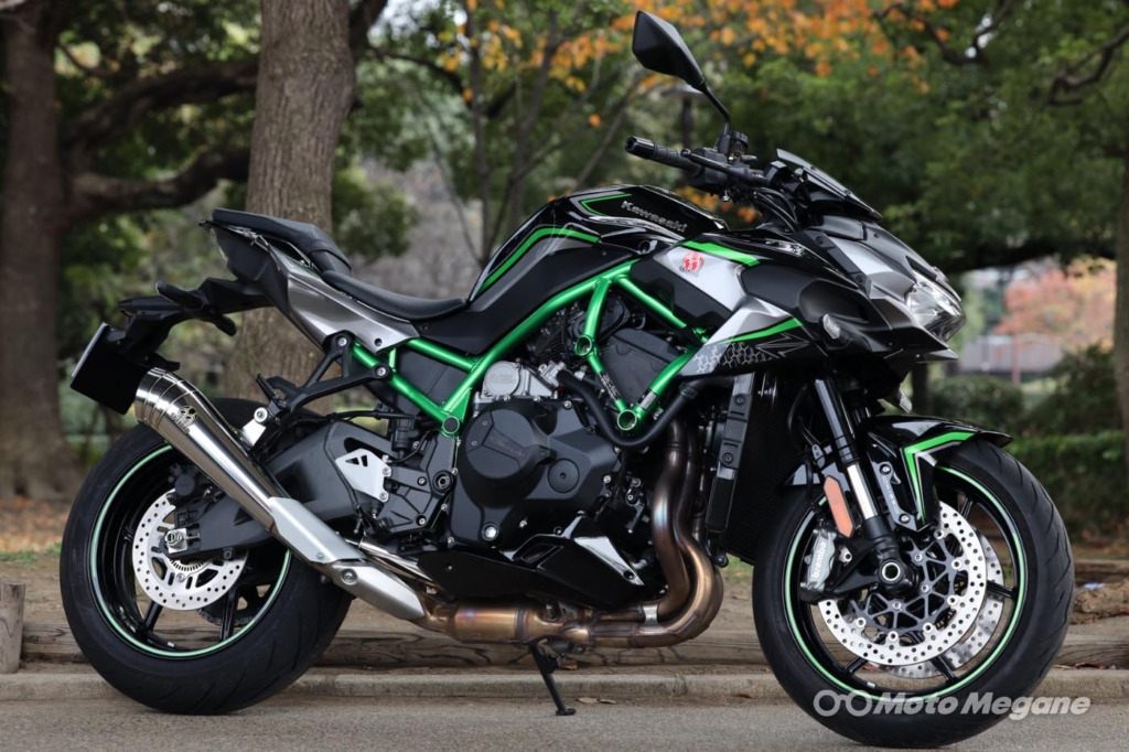 Kawasaki Z H2用スリップオンマフラー SP TADAO「Z H2 POWERBOX」の写真