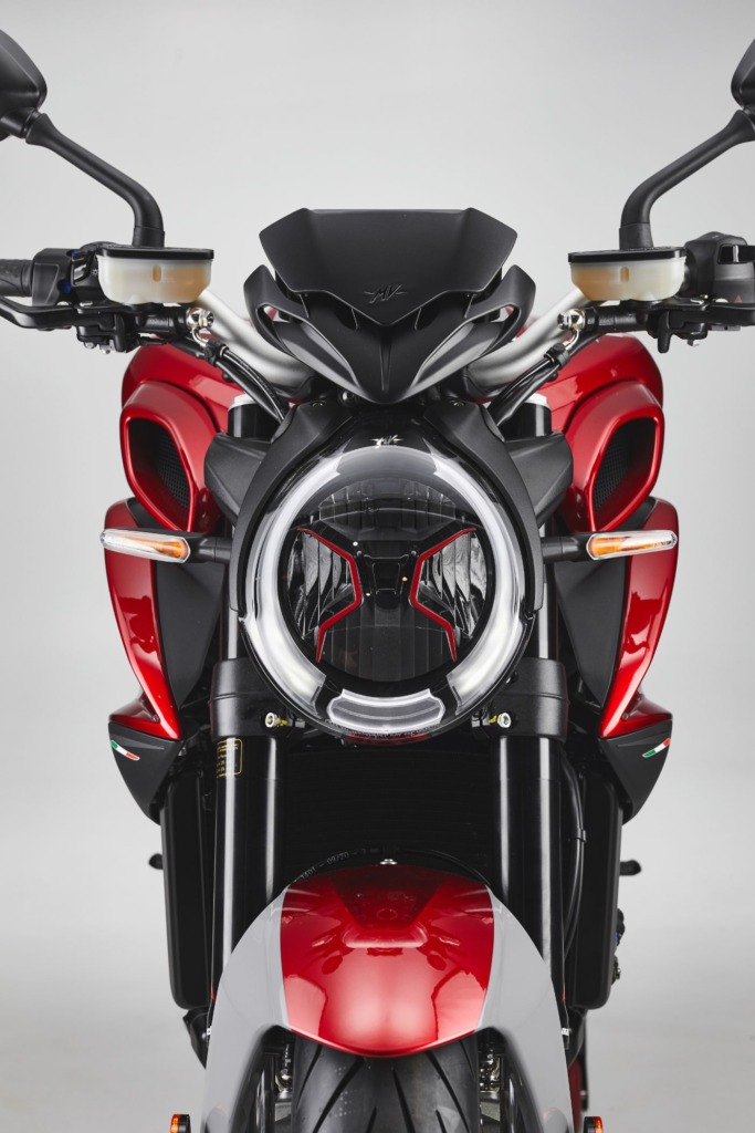 BRUTALE 800 RR SCS (EURO5) フロント