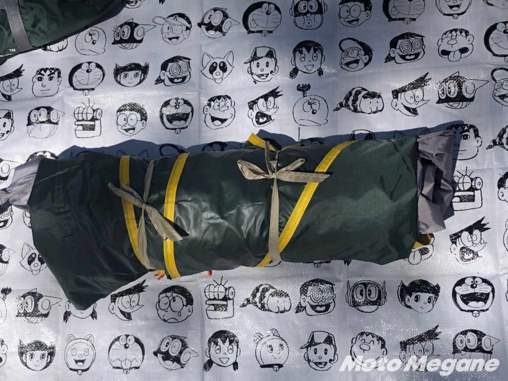 シンプルに便利な紐!こういう気遣いが嬉しい。
