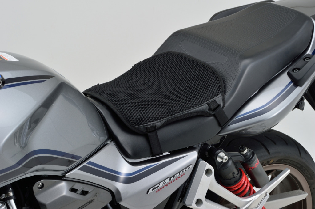 HONDA CB1300SFに装着