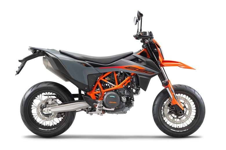 690 SMC R