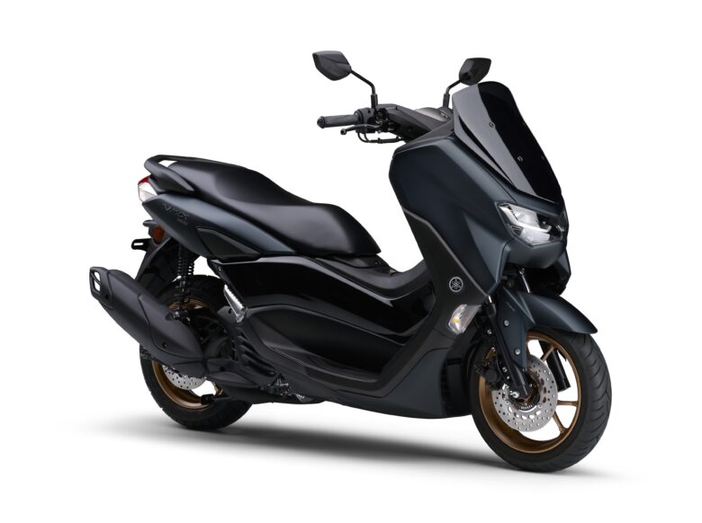「NMAX155 ABS」マットダークグリーン