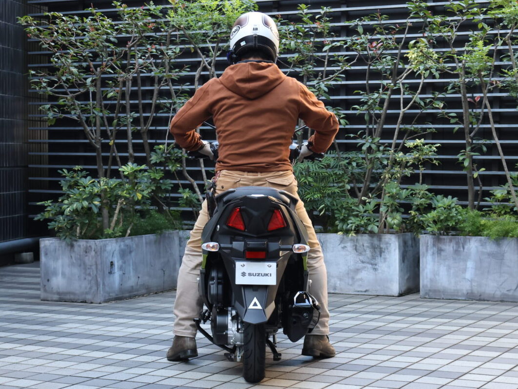 「アヴェニス125」の足着き性