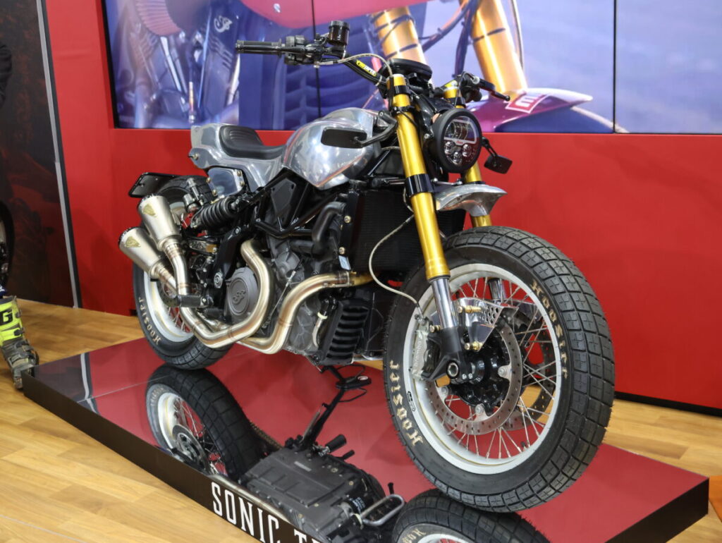 B'z稲葉浩志の愛車・SONIC TEMPLE