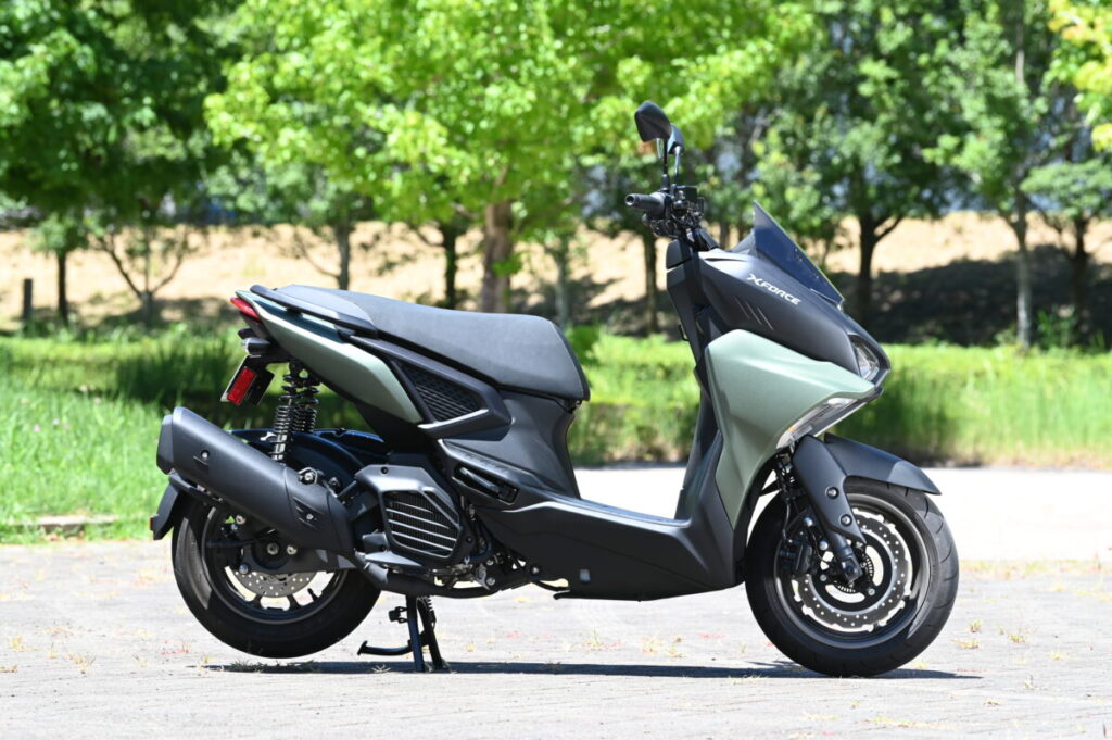 YAMAHA X FORCE ABS