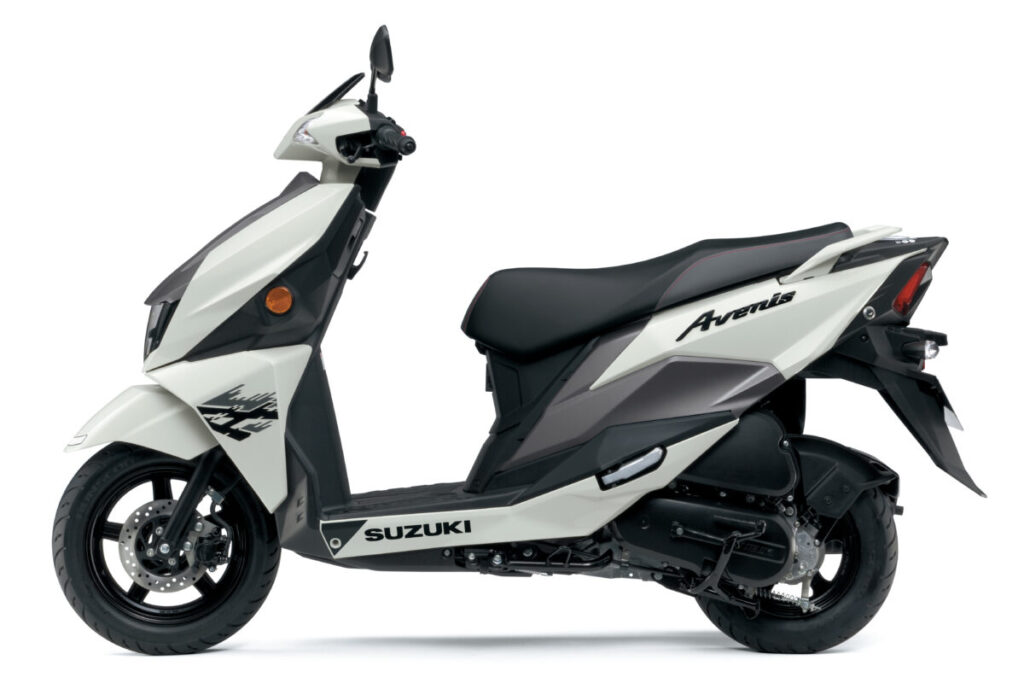 スズキ125ccスクーターはもしもの時にも安心なキックスターターを装備