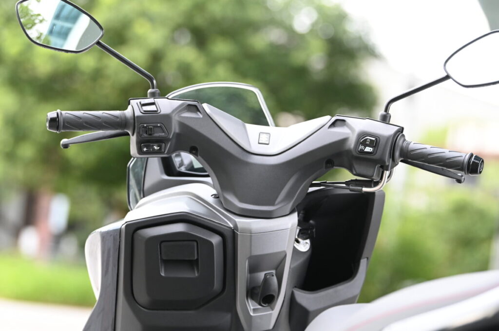 スズキ・バーグマン125EXのディティール