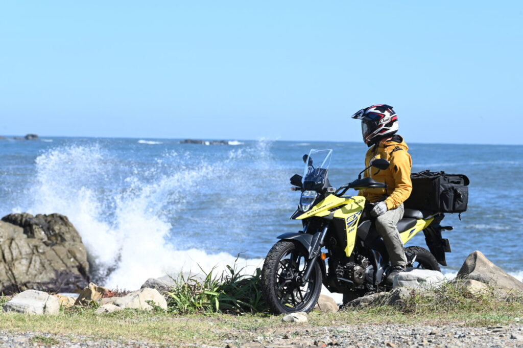スズキの250ccクラスのアドベンチャーバイク・Vストローム250SX