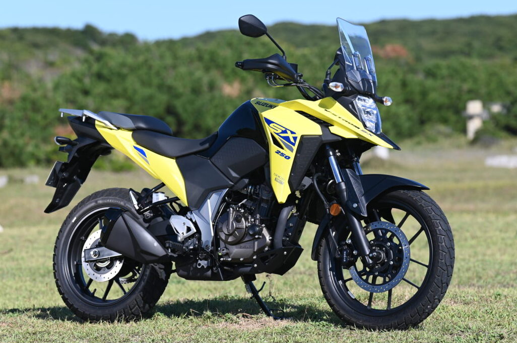 スズキの250ccクラスのアドベンチャーバイク・Vストローム250SX