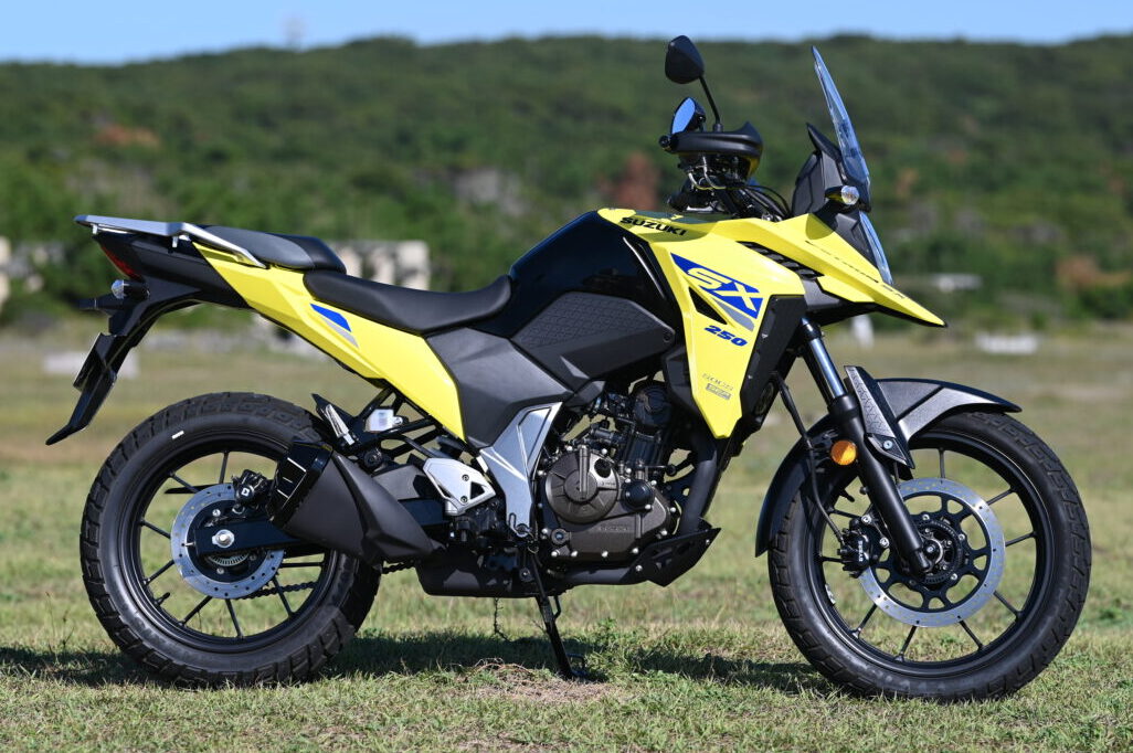 スズキの250ccクラスのアドベンチャーバイク・Vストローム250SX