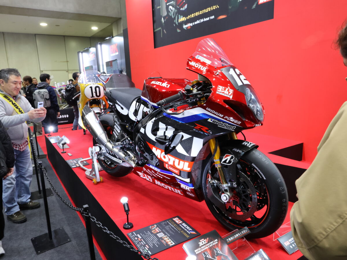 世界耐久選手権(EWC)参戦マシン・GSX-R1000Rを展示