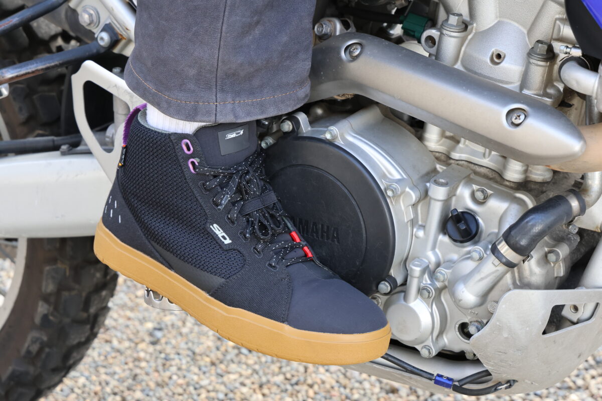 スニーカースタイルのSIDI『ARX AIR(BLACK×BRONZE)』※取り寄せ販売のみ