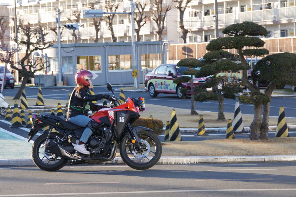 普通自動二輪免許取得に向けて教習中のゆきのさん。教習は２段階に入りいよいよ楽しくなってきたところだとか。