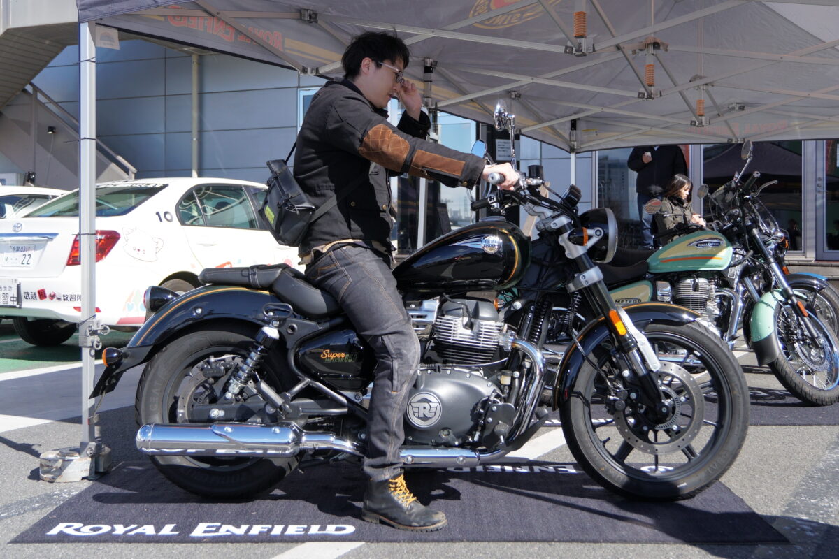 「初のビッグバイクはロイヤルエンフィールドのコンチネンタルGT650を検討してます」とスエガワさん。