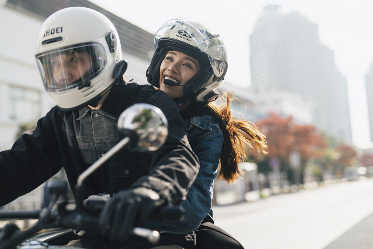 普段はソロやタンデムツーリング、マスツーリングのメンバーは2、3人というライダーにピッタリなのがサインハウスのB+COM TALKだ。