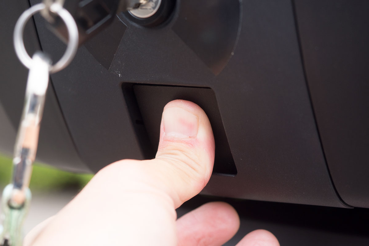 シールドLのベース脱着操作