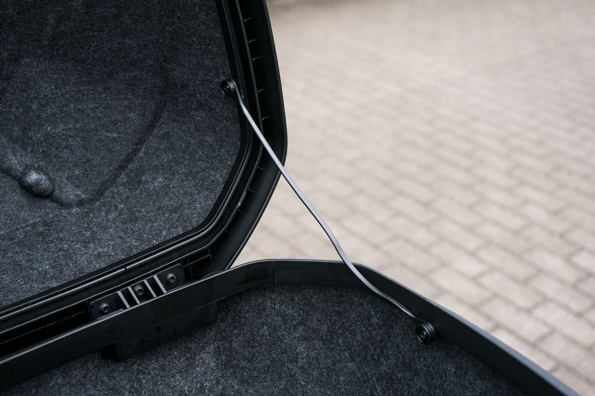 シールドLのストラップ