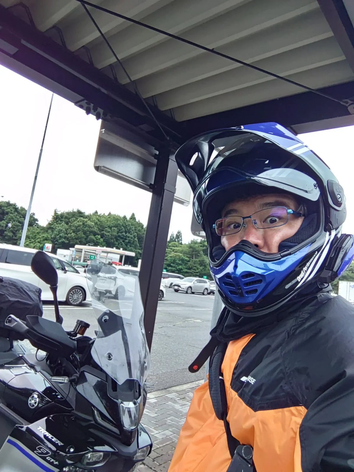 復路の東北自動車道路は、雨が降ったりやんだりでレインウエアを着っぱなし。ただ思ったより涼しくて助かった!