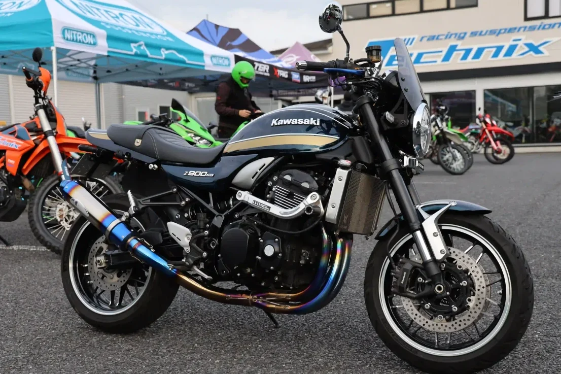 Technix Demo Day Technix 25mmローダウン KAWASAKI Z900RS