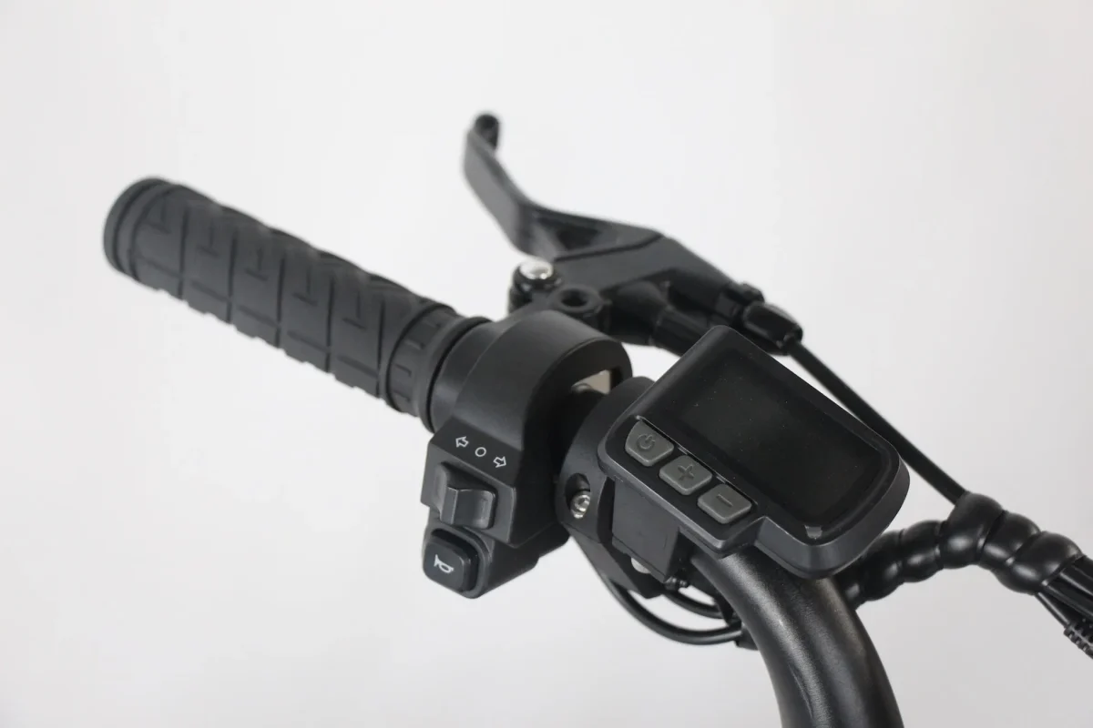 電動モビリティのハンドル周り