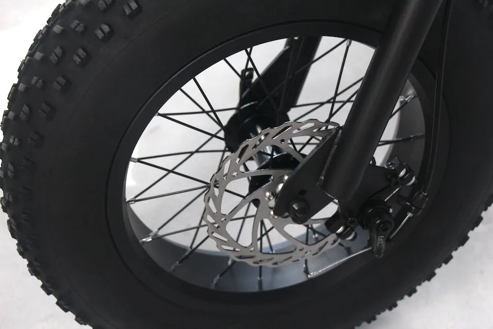 wonkeyのファットタイヤとディスクブレーキ